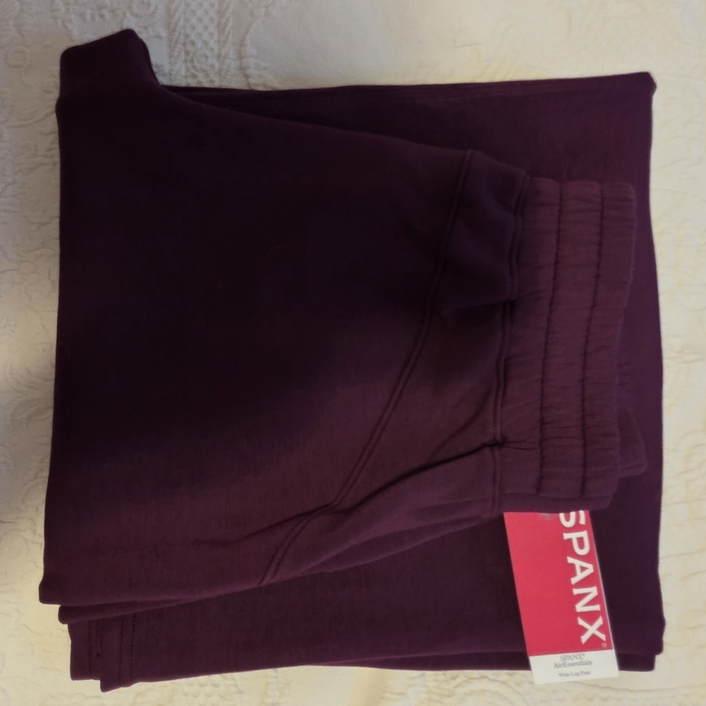 Spanx Air Essentials Wide Leg Plum Berry Sz. Small Petite Inseam - Picture 2 of 3